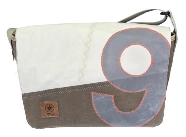 Umhängetasche 13  "Barkasse"